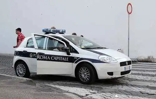 Vigili Urbani a Roma: telefono della Polizia Municipale