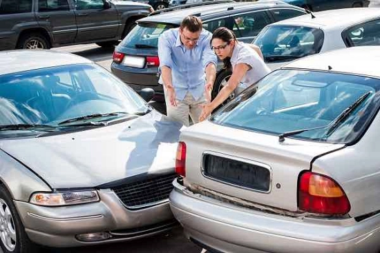 immagine esemplificativa della necesità di una assicurazione auto a cagliari